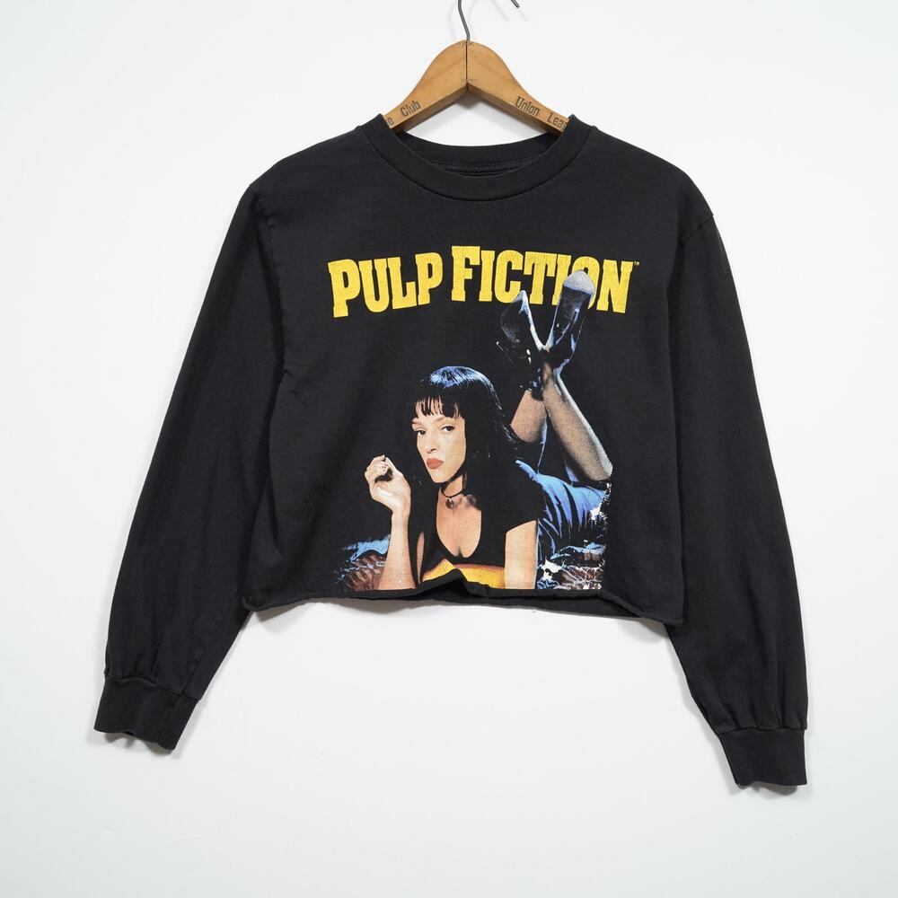 Pulp Fiction Cropped Long Sleeve T Shirt Women’s Small Black Graphic Film Tee